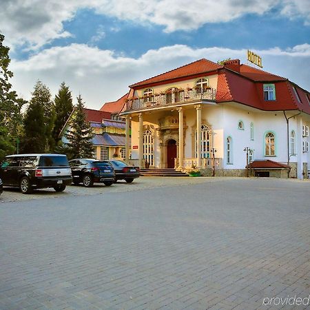 Hotel Garden Boleslawiec  Exteriör bild