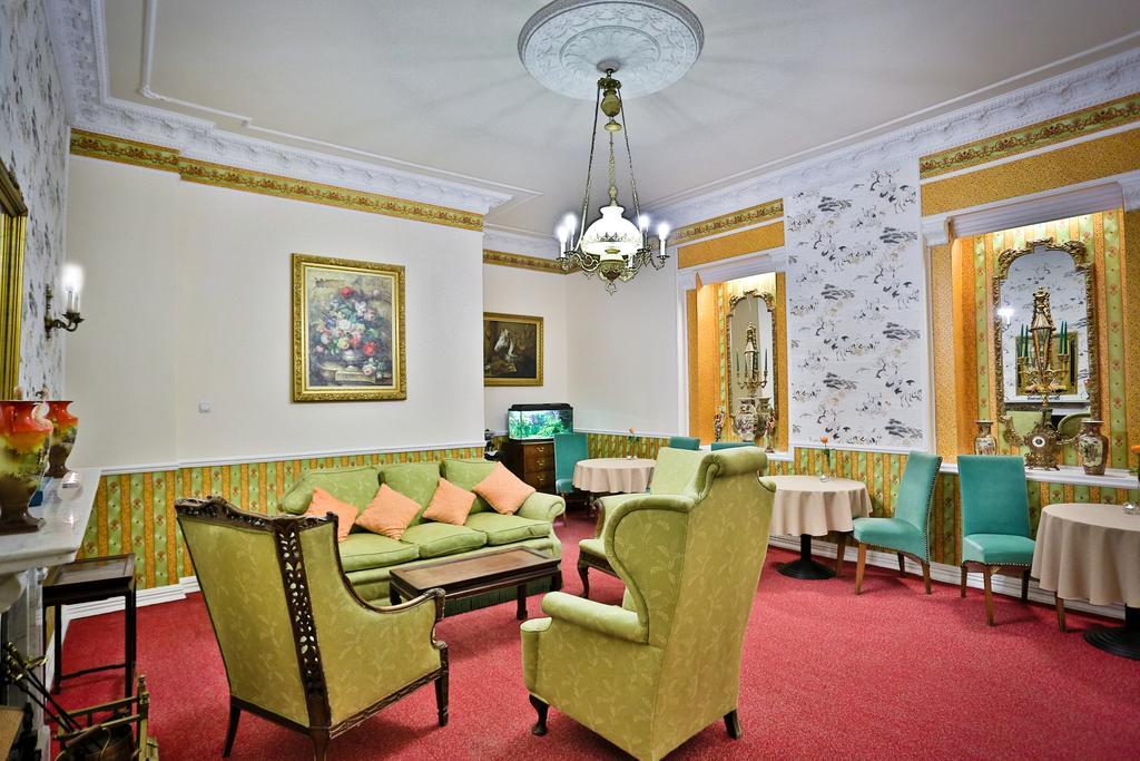 Hotel Garden Boleslawiec  Exteriör bild