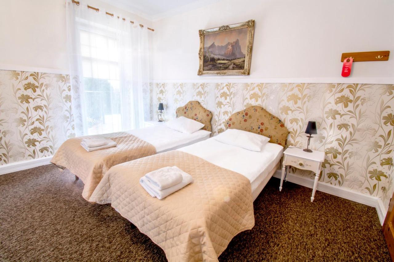 Hotel Garden Boleslawiec  Exteriör bild